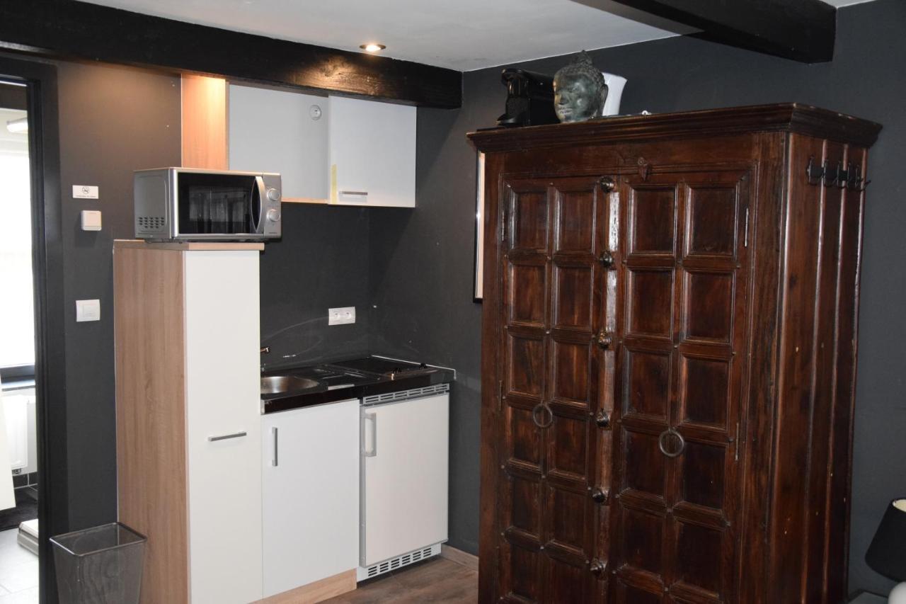 Studio Frodo En Zazou Maaseik Buitenkant foto